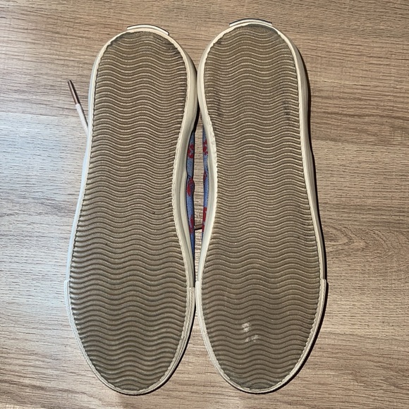 Bass Canvas Lobster Navigate Critter Sneaker, Size 7 - Picture 4 of 6